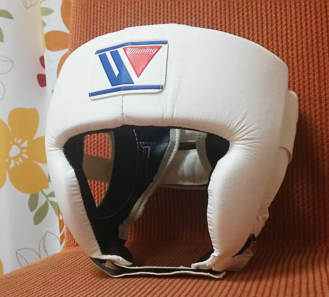 14 スポーツ 即日発送◾️Winning ボクシング ヘッドギア ホワイト Lサイズ