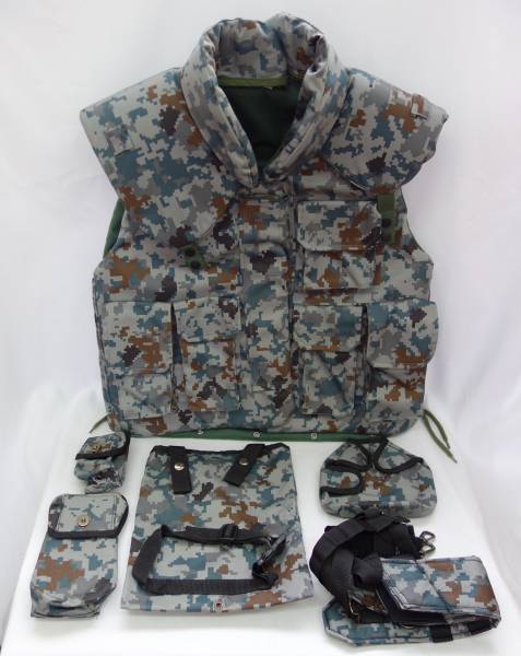 航空自衛隊 野戦迷彩 防弾チョッキ 2型 自衛隊 迷彩服 に 訳アリ 航空