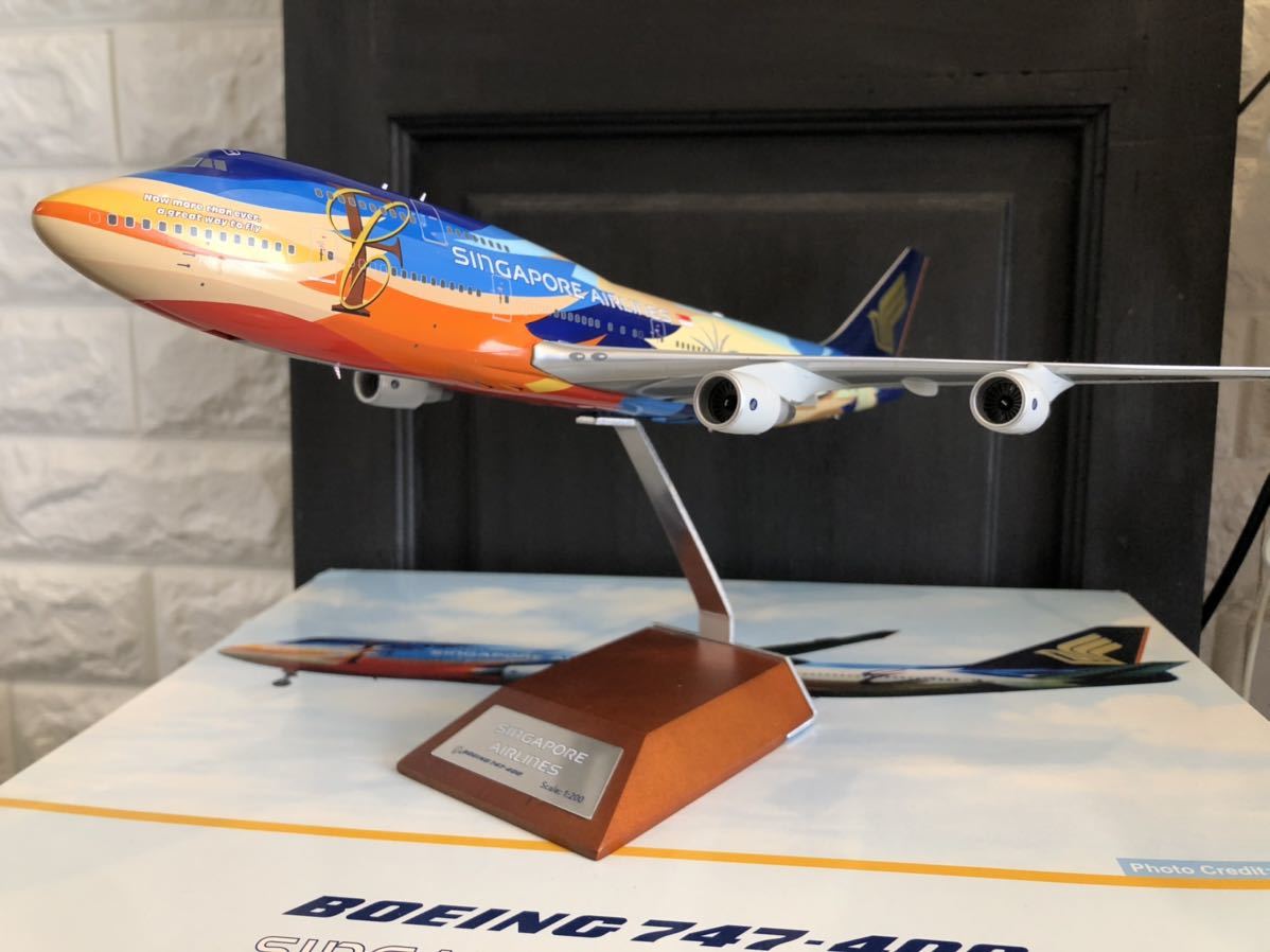 シンガポール航空 飛行機模型 新品】1/200 JCwings B747-400