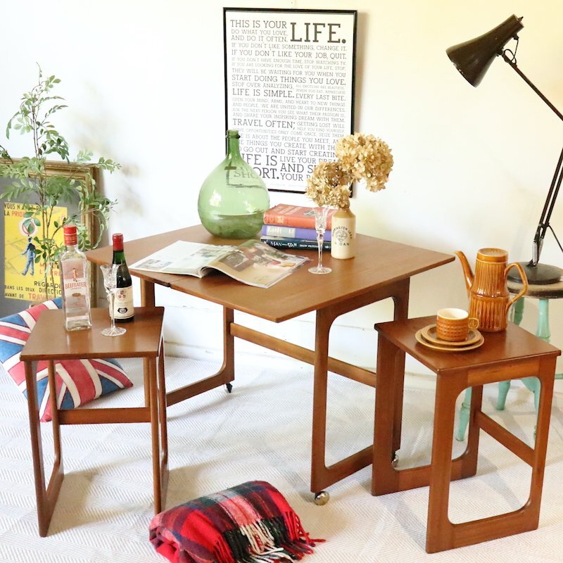 EEK81 マルニ木工 地中海シリーズ 3200 ネストテーブル(中) 5.6万