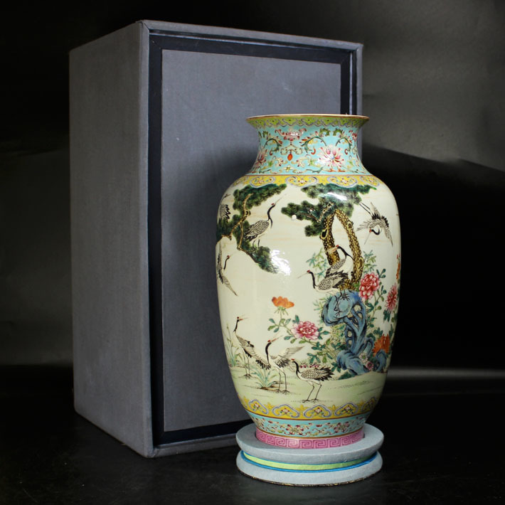 中国古美術 清・乾隆 豆青釉 鶴の措金銅嵌扁瓶 花瓶 古