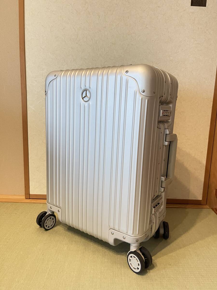 新品未使用】メルセデスベンツ アルミスーツケース キャリーケース 65L