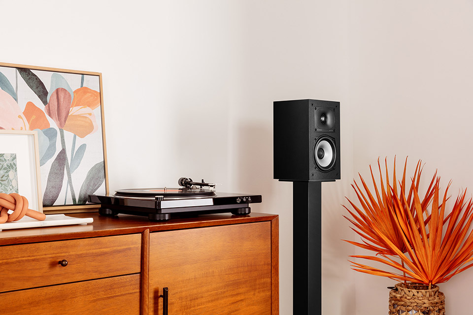 Polk Audio Monitor XT15 speaker pair