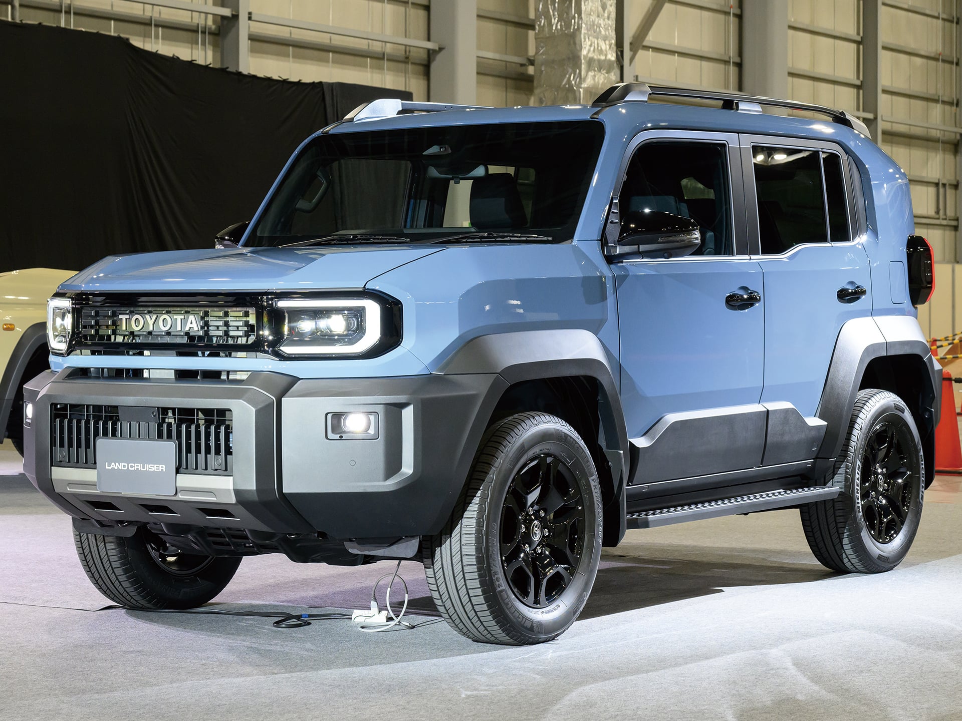 ランドクルーザー（トヨタ）ZX（2015年8月）｜カタログから中古車を