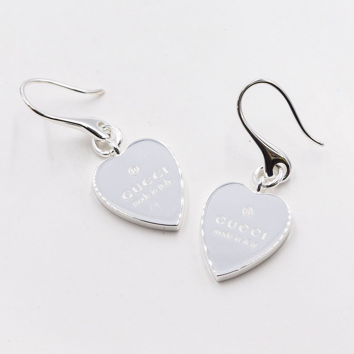 gucci ピアス レディース グッチ ハートプレート TRADEMARK HEART