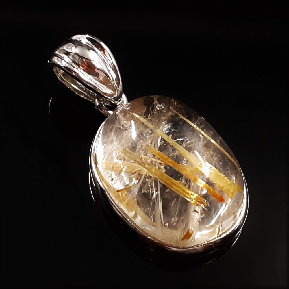 怪蟲伝闘さん専用】ブラックルチル ペンダントトップ 虹あり S925