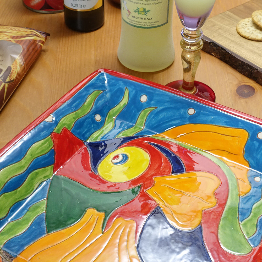 南イタリア レッチェ フィッシュ柄 角皿 魚 絵皿 28x28cm アクア 青