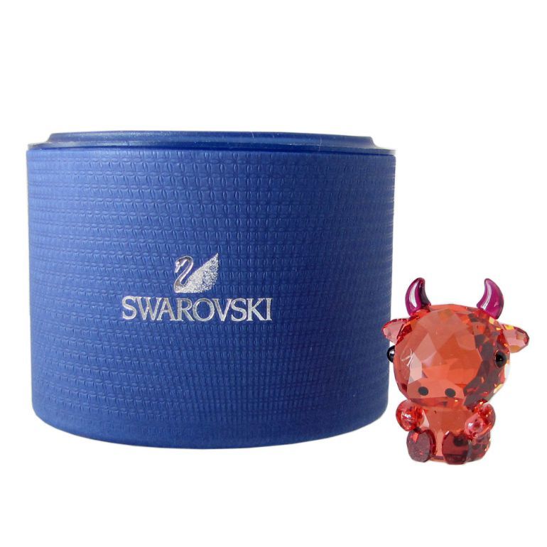 Swarovski 赤い牛のクリスタルフィギュア Swarovski 赤い牛の