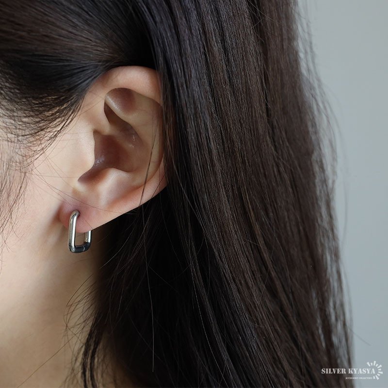 ステンレス素材 両耳 スクエアピアス シルバー ブラック ゴールド