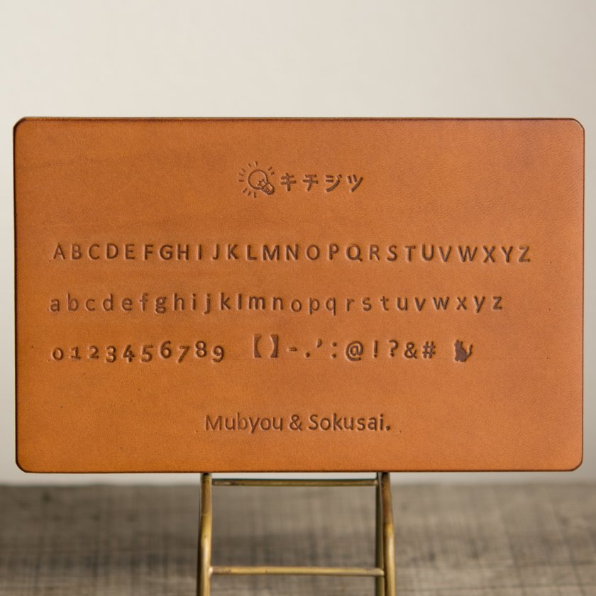 ペンケース》 ☆paka-pen #コーラル☆ 【イタリア産牛革製】 【ペン