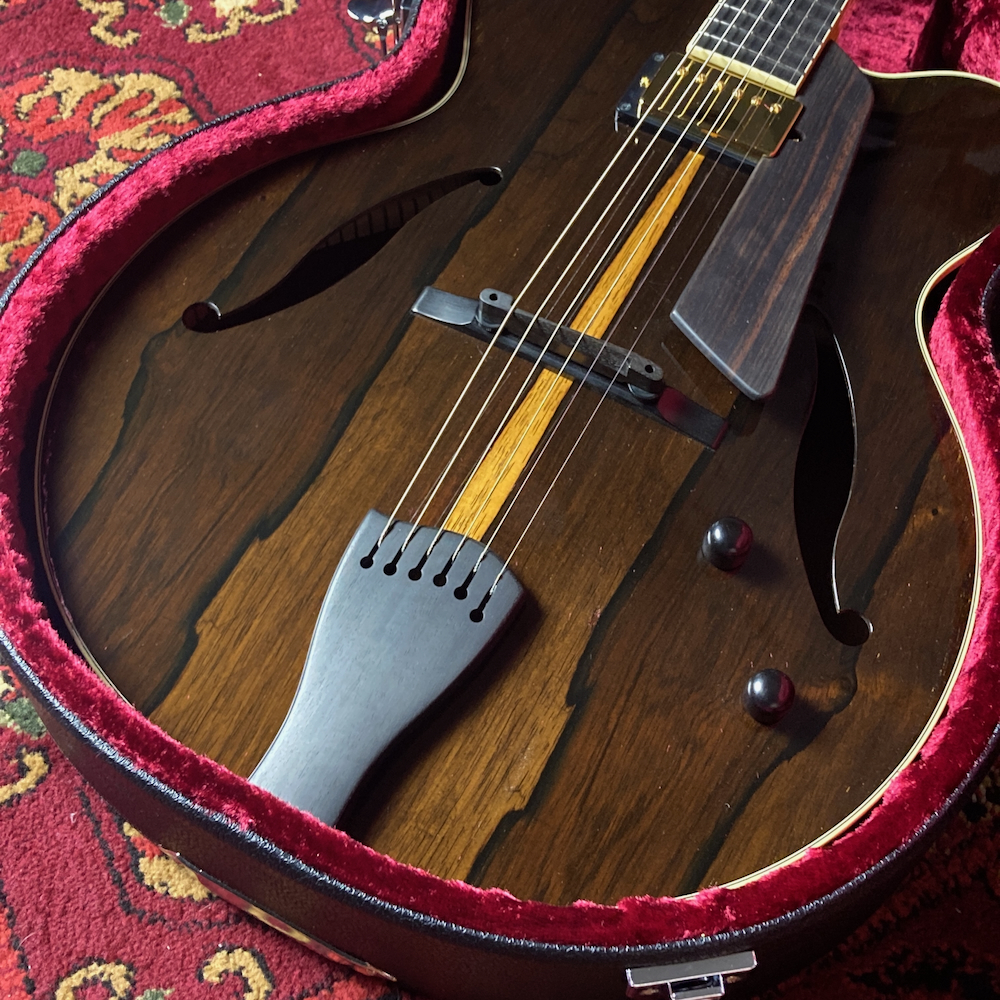 Sadowsky Jim Hall Model Limited Custom Jacalanda Top（新品/送料