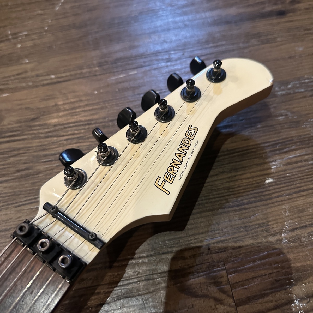 FERNANDES FR-55 GOTOHペグ アーム付 新品弦張替済 FERNANDES FR-55