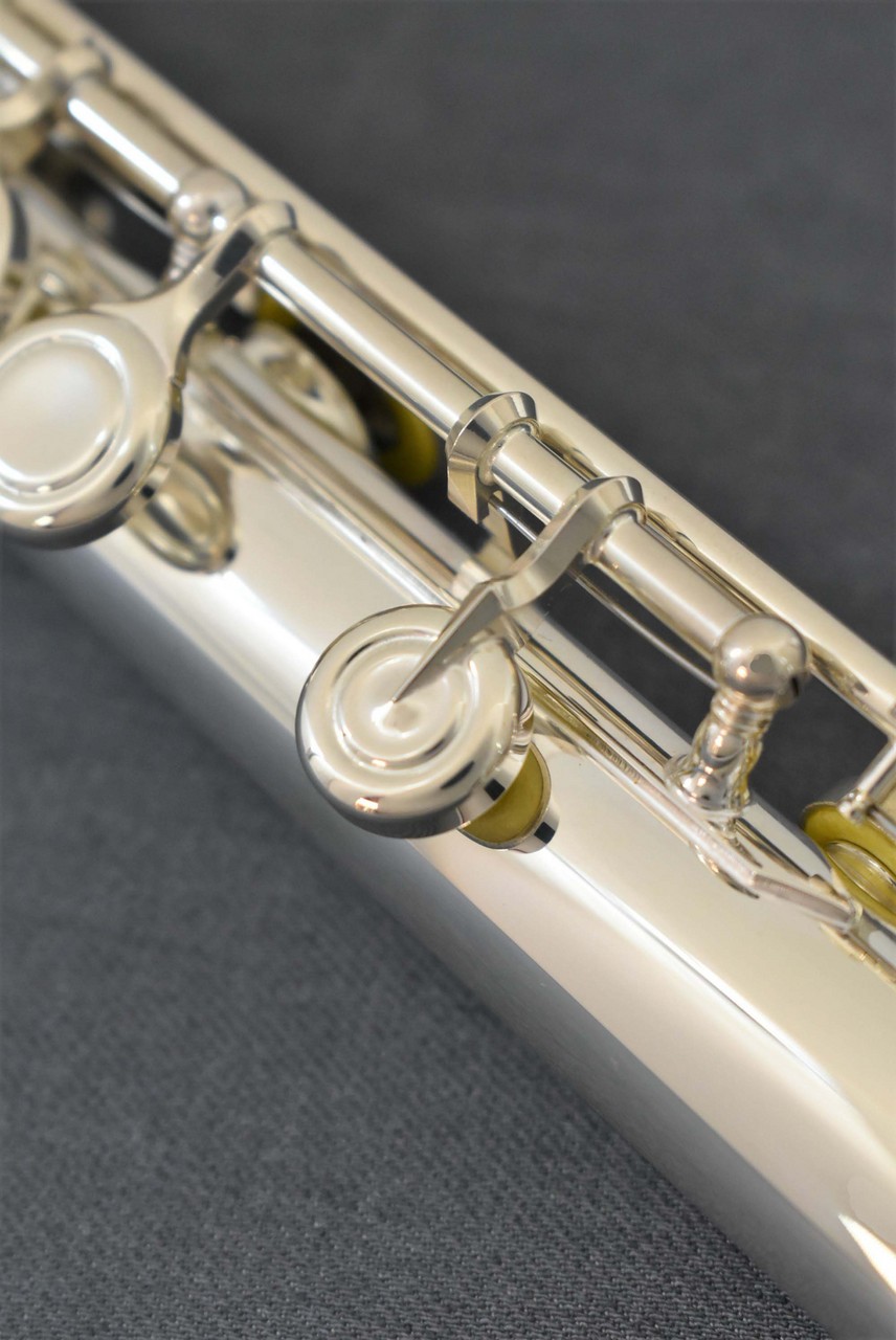 YAMAHA Yamaha YFL-517【新品】【フルート】【ヤマハ】【頭部管銀製