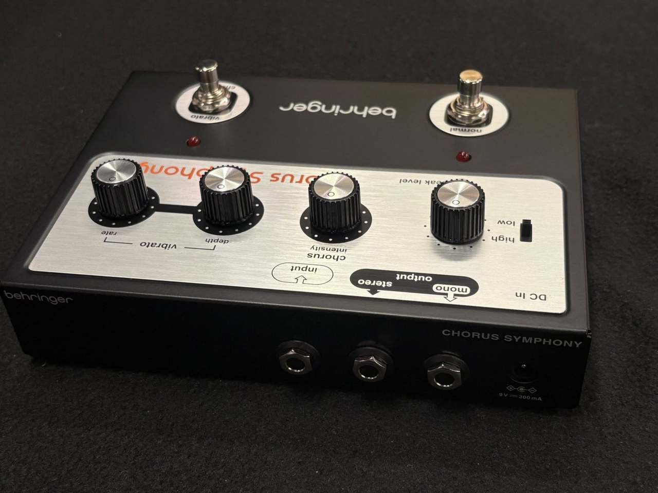 BEHRINGER CHORUS SYMPHONY（新品）【楽器検索デジマート】