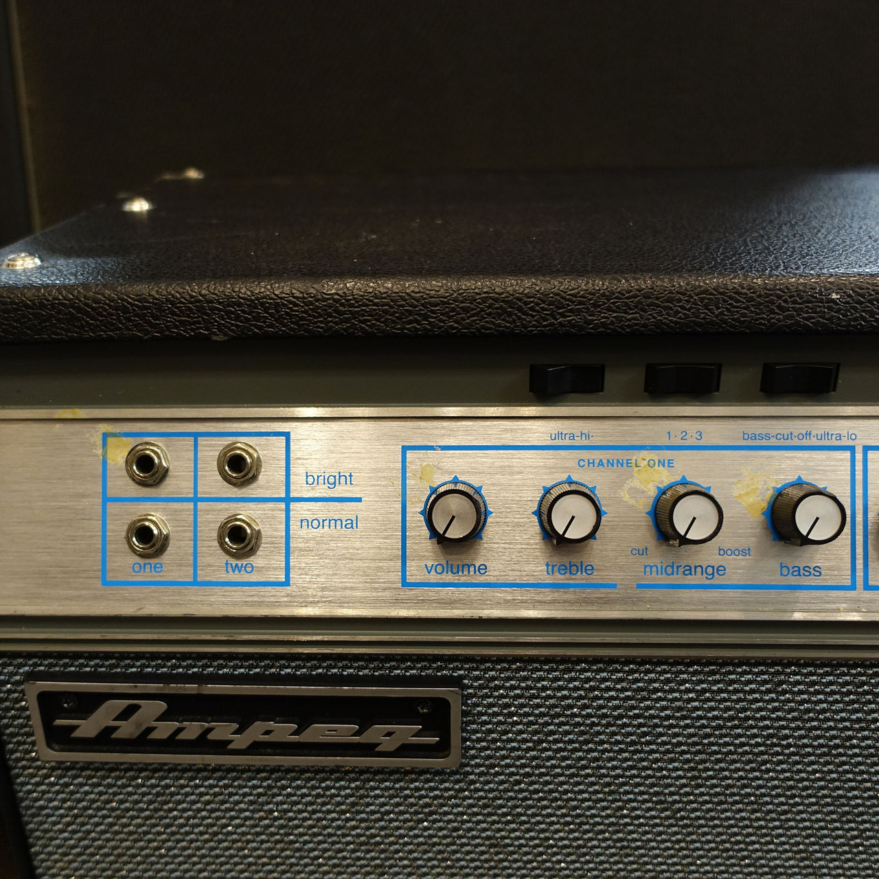 Ampeg SVT-VR（中古/送料無料）【楽器検索デジマート】