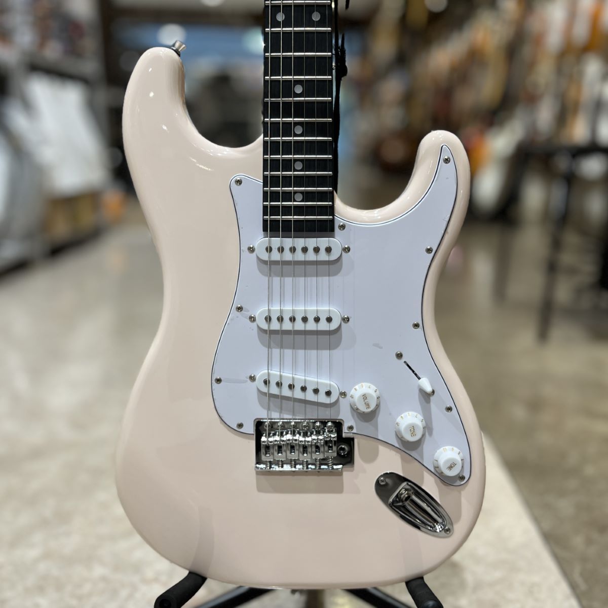 ☆MG4☆新品弦交換済☆美品☆BÙSKER'S ストラト ブルーM SSH☆ 【公式