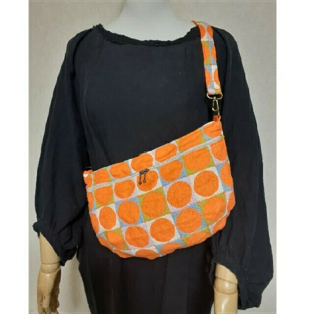 超美品】「母」 青漆爪紅 及台子 光春 組立式 共箱 黄布 茶道具 (24②)