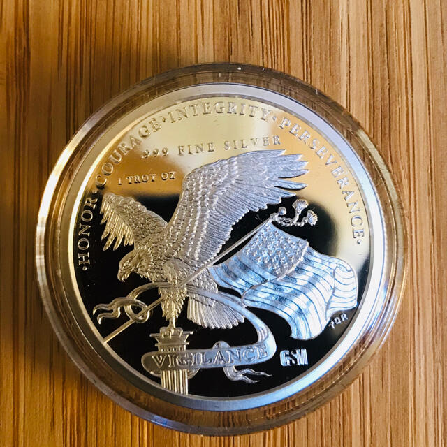 トランプ大統領 代45代記念銀貨 1オンス 2020