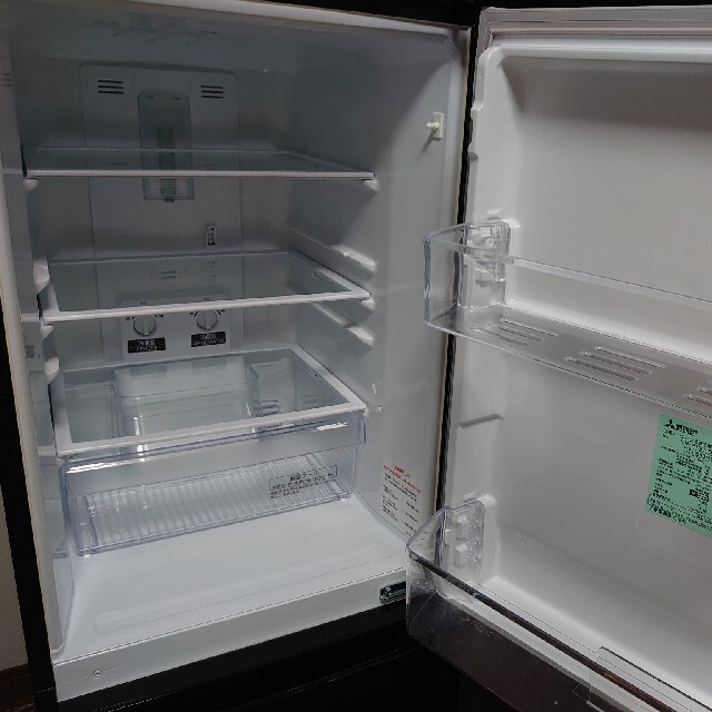 ✓三菱ノンフロン冷凍冷蔵庫 三菱冷凍冷蔵庫 MR-P15C ✓MR-P15C-B