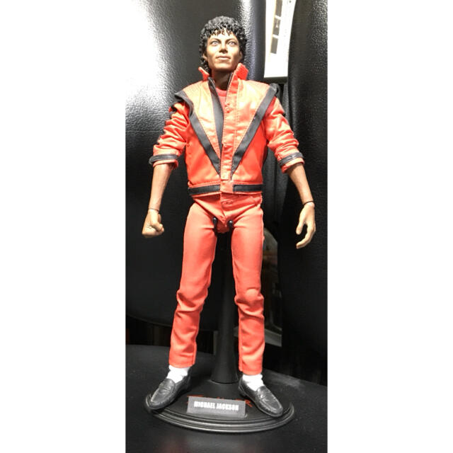 マイケル・ジャクソン Hot Toysスリラー版 フィギュア 最終値下げ HOT