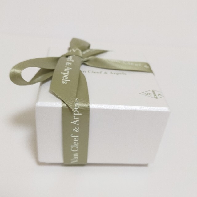 Van Cleef & Arpels - ヴァンクリーフ&アーペル 空箱の通販 by chabul