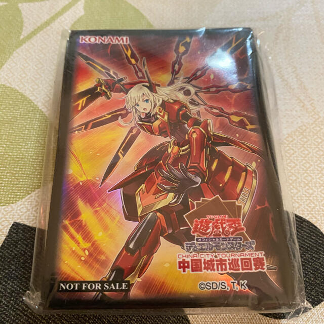 遊戯王 ストア 中国公式 大会 遊戯王 閃刀姫ーカガリ 70枚 アジア