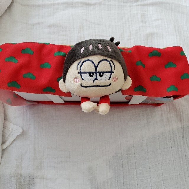 おそ松さん こたつでだらだらティッシュケースカバーの通販 by d-man's