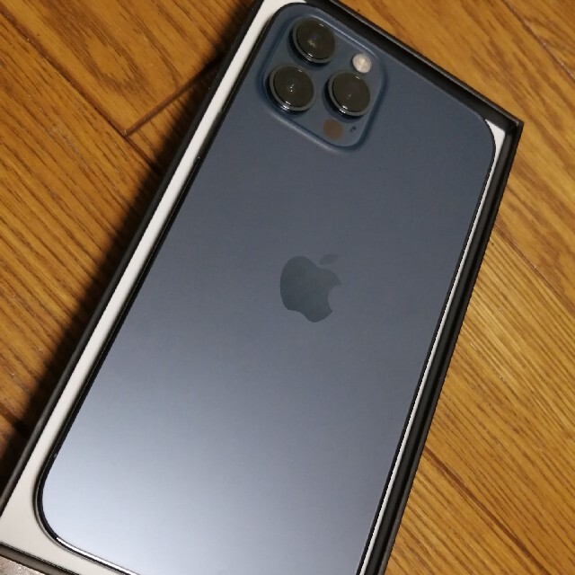 iphone 12 pro max 256gbケア＋付22年11月simfree 販売