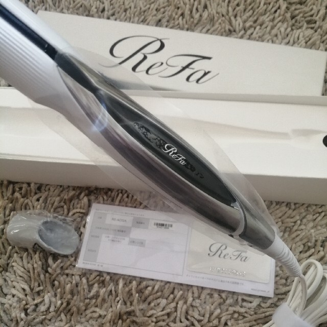 ReFa - リファ ストレートアイロン 白 ホワイト 未使用に近い☆の通販