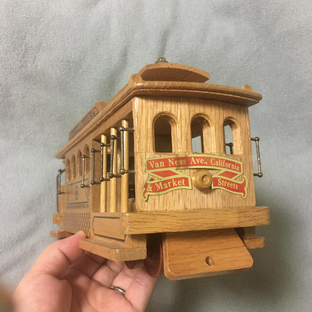 サンフランシスコ ケーブルカー 陶器 回転オルゴール