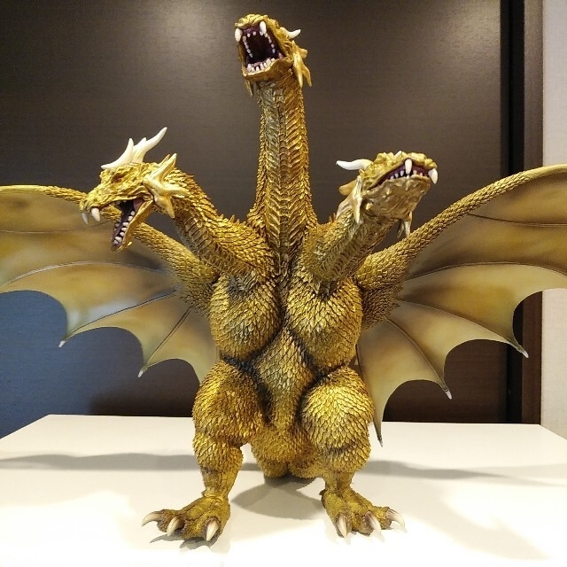 東宝大怪獣シリーズ キングギドラ(2001) 通常版 《翼の裏側に補修跡