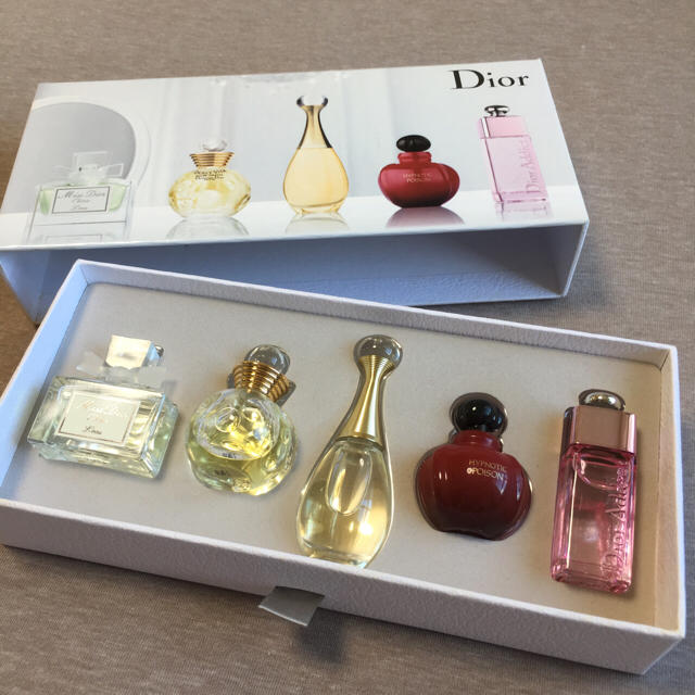 Diorミニ香水セット dior ミニ香水セット Dior - Dior ミニ香水セット