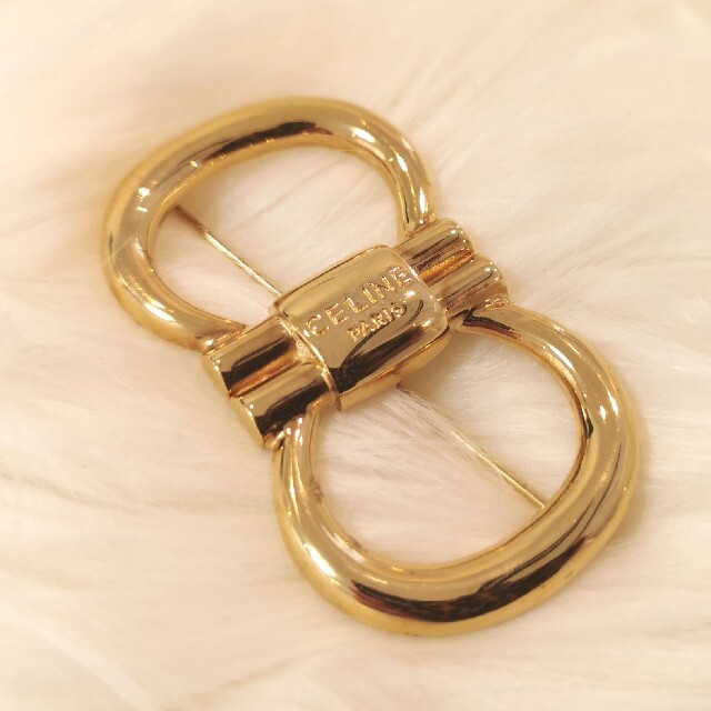 希少✨ CELINE ブローチ トリオンフ サークルロゴ 刻印 ゴールド 希少