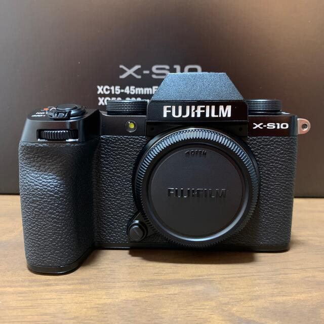 FUJIFILM X-S10 本体 バッテリーチャージャー付き