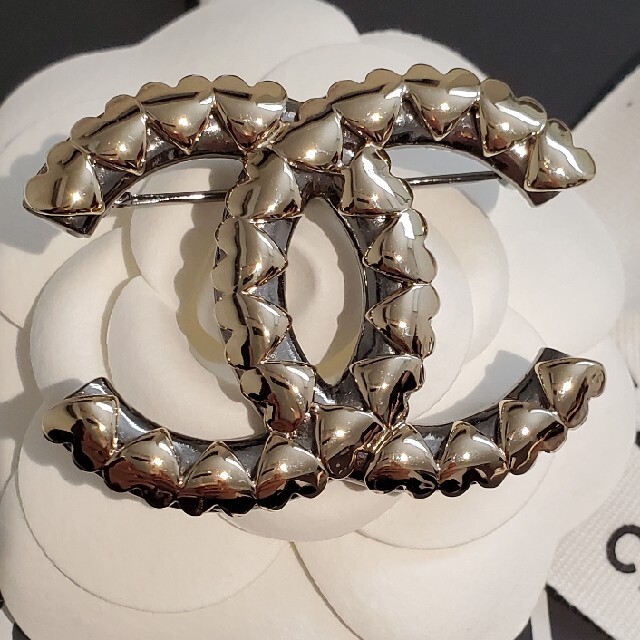 シャネル♡ブローチ♡ハート♡