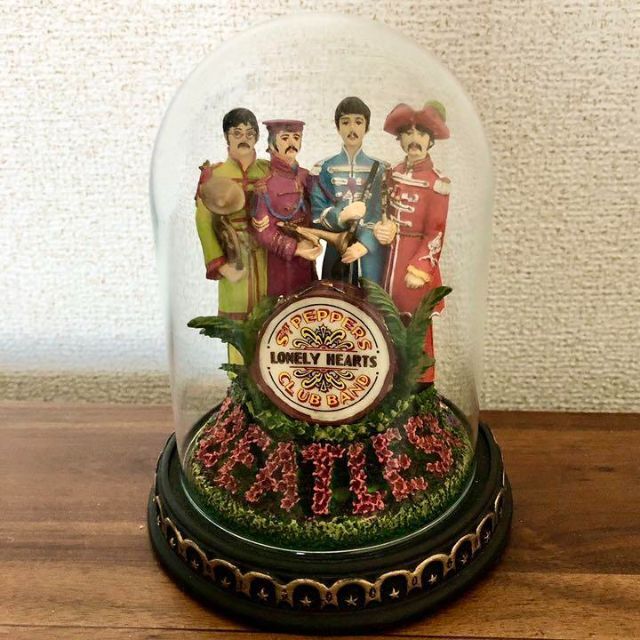 Beatles サージェントペッパー ビートルズ オルゴール フィギュア 人形