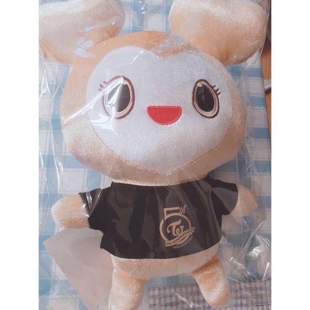 TWICE 5周年記念ゴールドラブリー