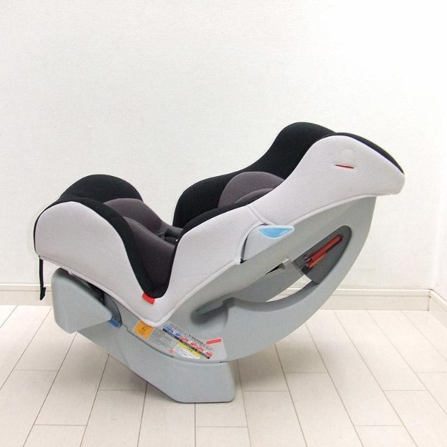 美品☆チャイルドシート コンビ ママロン CD combi 新生児から7歳