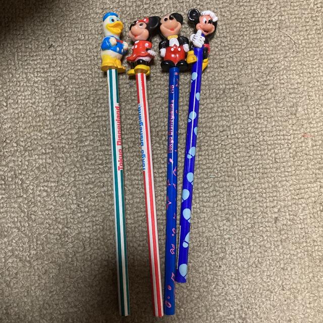 Disney - ディズニーランド 希少 キャラクター鉛筆 4本セットの通販 by