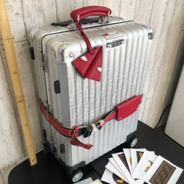 お得，爆買い 限定品！ フェンディ×リモワ コラボ スーツケース 中古品