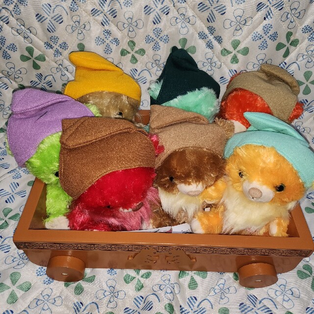 ぬいぐるみ ユニベア 赤 白雪姫 7人の小人 グランピー アルマンディン