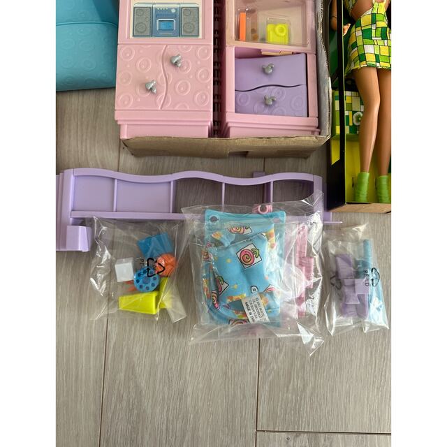 Barbie - バービーいろいろセットbarbieヴィンテージ 家具の通販 by