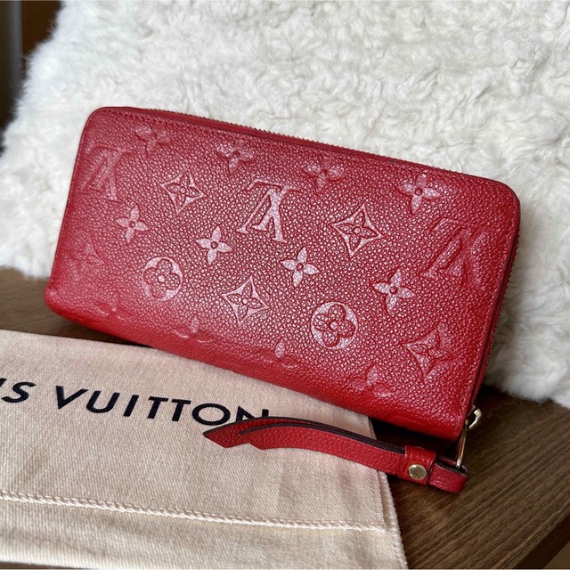 LOUIS VUITTON ルイヴィトン ビトン 二つ折り長財布 赤