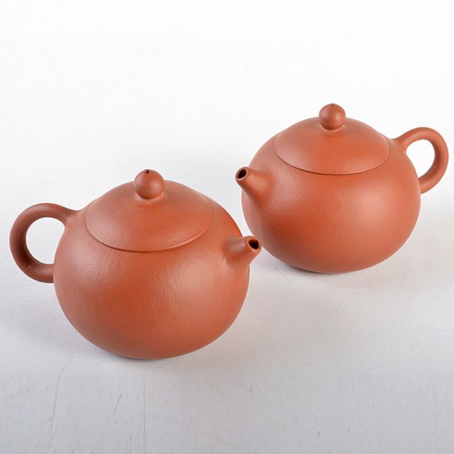 中国 紫砂 朱泥 急須 茶壷 一對 在銘 M R5658 中国 紫砂 急須