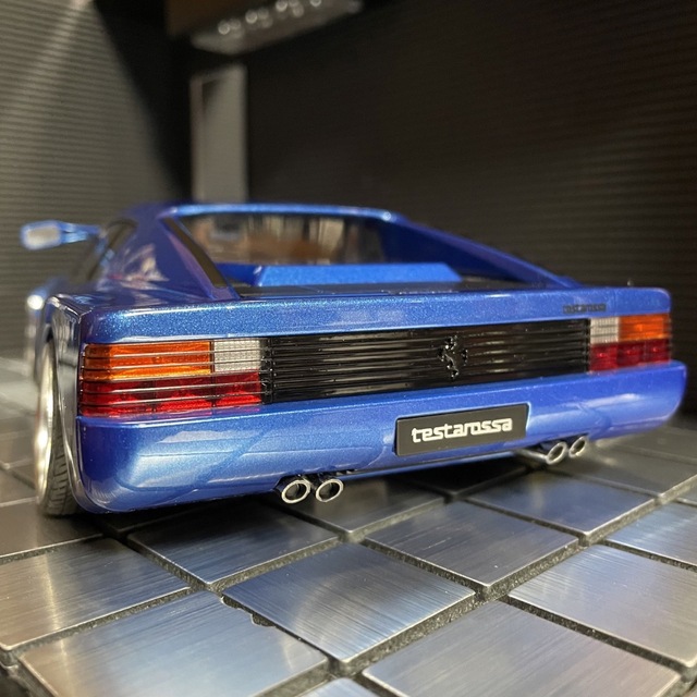 1/18 フェラーリテスタロッサカスタム超希少車