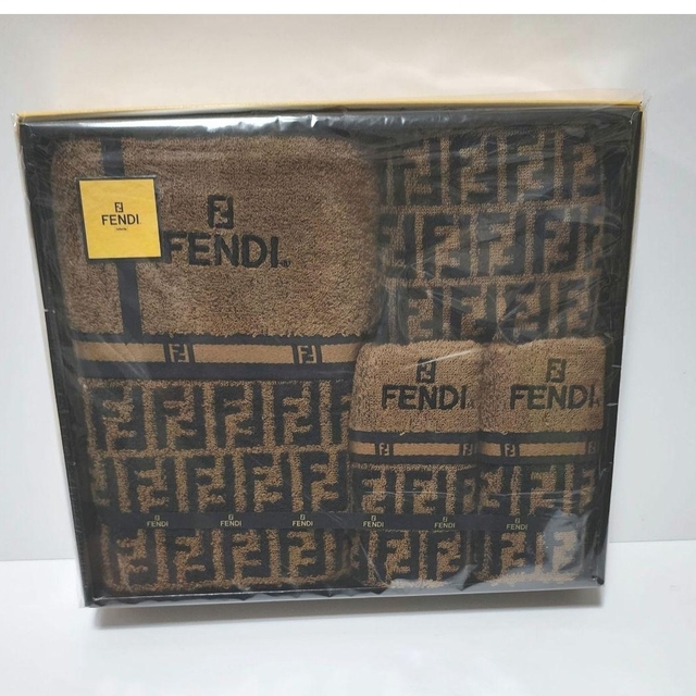 FENDI - 新品 フェンディ FENDI ズッカ柄 タオルセットの通販 by