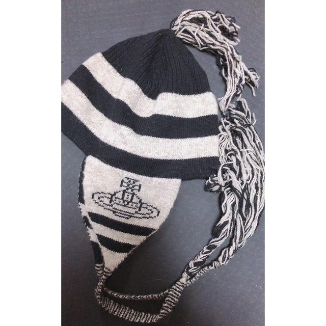 Vivienne Westwood✮*。゜ポンポンニット帽⟡.· Vivienne Westwood