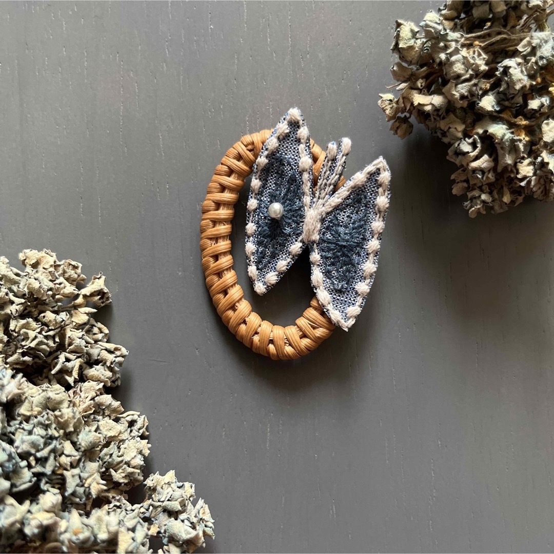 専用・おまとめ】ミナペルホネン annie ブローチ レア】ミナペルホネン