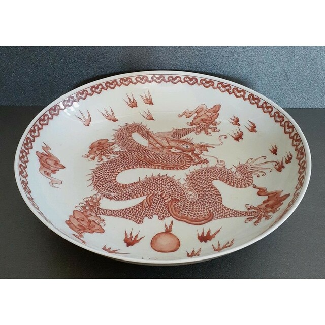 中国古美術・旧蔵珐琅彩粉彩陶磁器の皿・瑞獣中皿・置物・純手描き