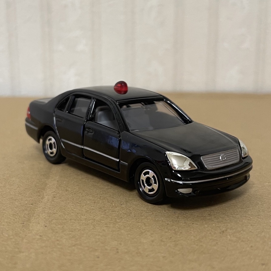 Takara Tomy - トミカ トヨタ セルシオ 警護車の通販 by フクシマ